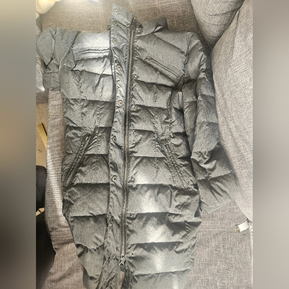 Womens Roots Gray Down Filled Puffer Coat. Small. - Picture 10 of 10